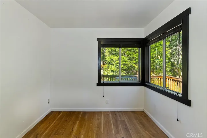 863 Oak, Lake Arrowhead, California 92385