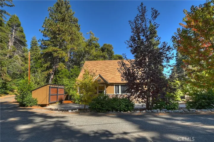 863 Oak, Lake Arrowhead, California 92385
