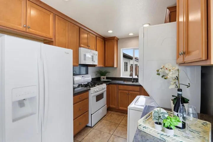 6887 Rockton Avenue, San Jose, California 95119