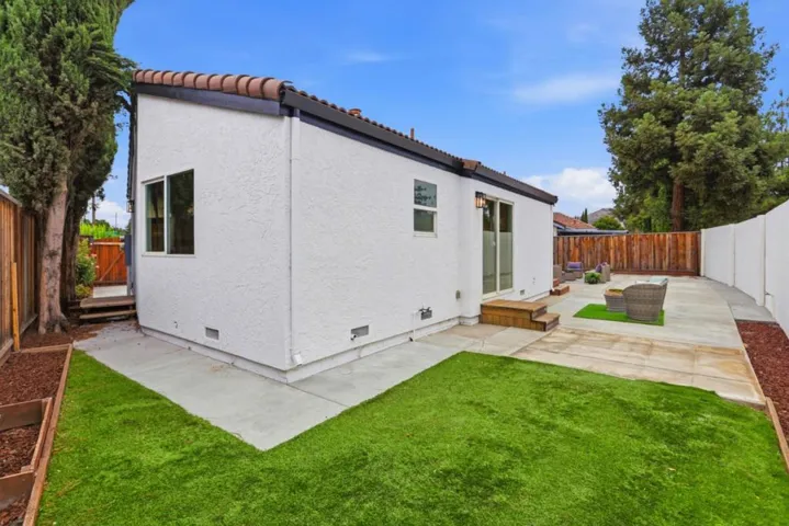 6887 Rockton Avenue, San Jose, California 95119