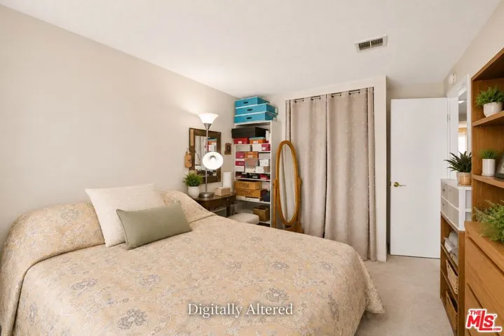 2114 Rhonda Street, Oxnard, California 93036
