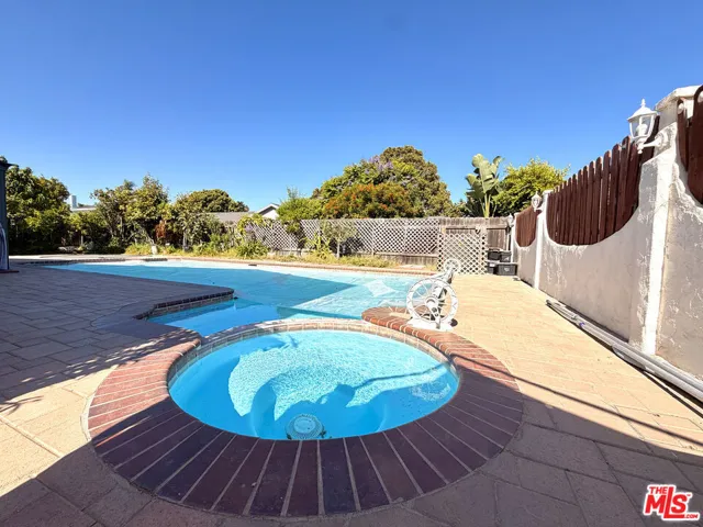2114 Rhonda Street, Oxnard, California 93036