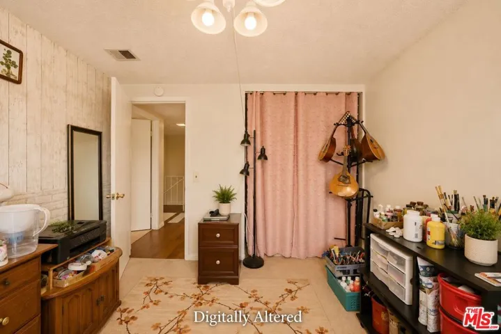 2114 Rhonda Street, Oxnard, California 93036