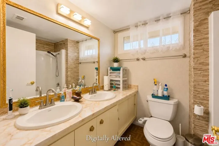 2114 Rhonda Street, Oxnard, California 93036