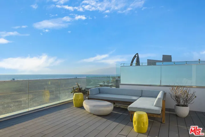 1347 Palisades Beach Road, Santa Monica, California 90401