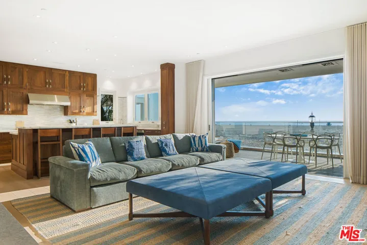 1347 Palisades Beach Road, Santa Monica, California 90401