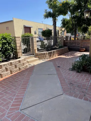 415 N Cedros, Solana Beach, California 92075