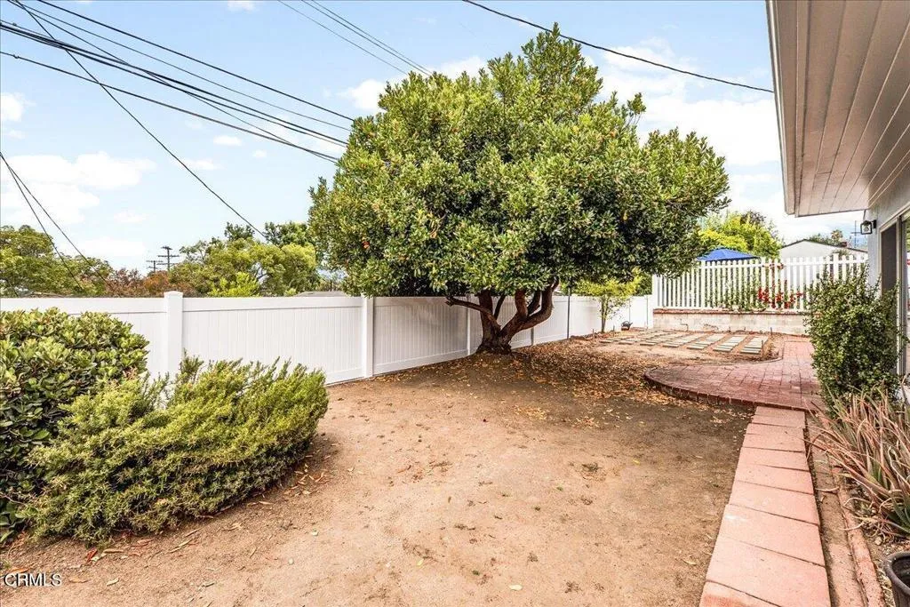 28-28 - 2701 Jolley Dr