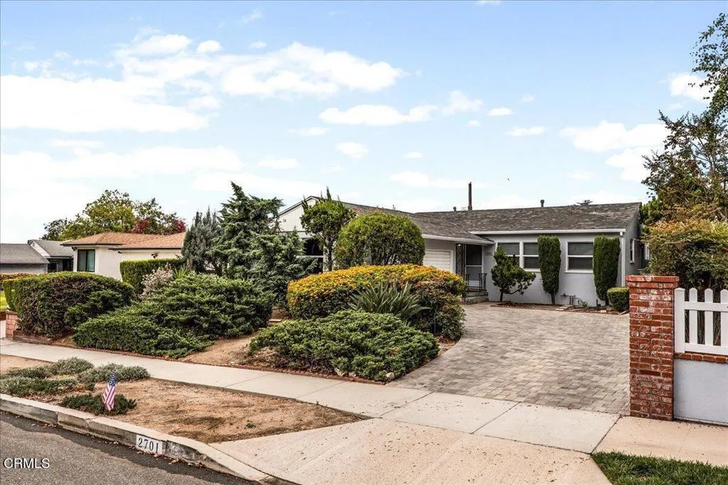01-01 - 2701 Jolley Dr