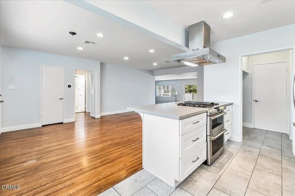12-12 - 2701 Jolley Dr