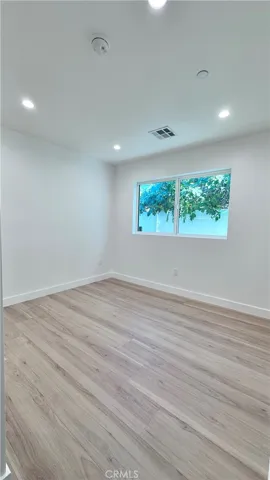 2135 N Brighton St. 101, Burbank, California 91504