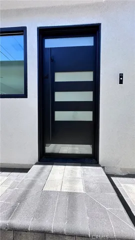 2135 N Brighton St. 102, Burbank, California 91504