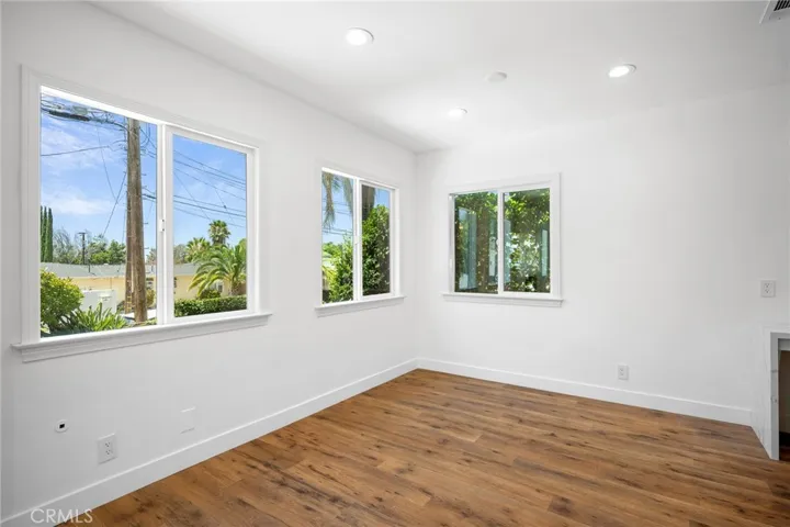 10404 Leolang, Los Angeles, California 91040