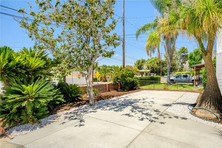 10404 Leolang, Los Angeles, California 91040