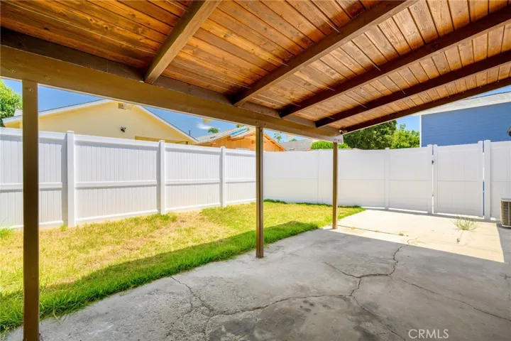 10404 Leolang, Los Angeles, California 91040