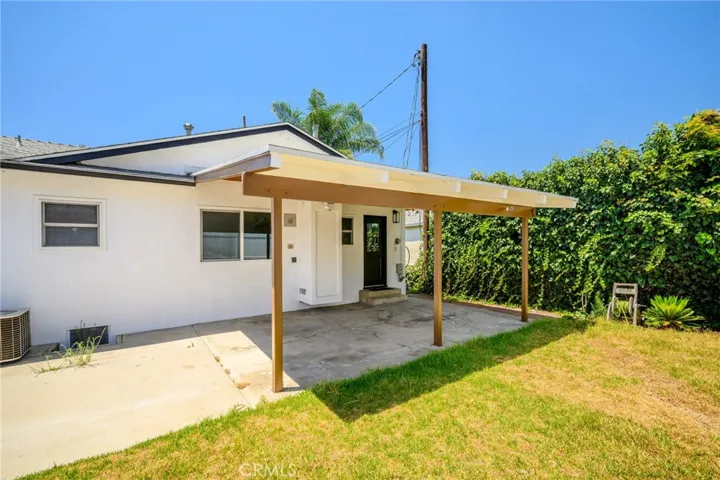 10404 Leolang, Los Angeles, California 91040