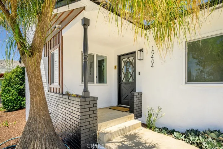 10404 Leolang, Los Angeles, California 91040