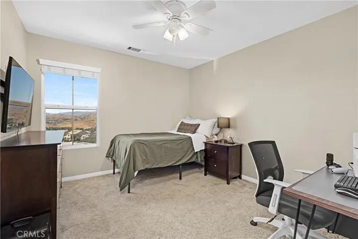 28060 Linda Lane, Saugus, California 91350