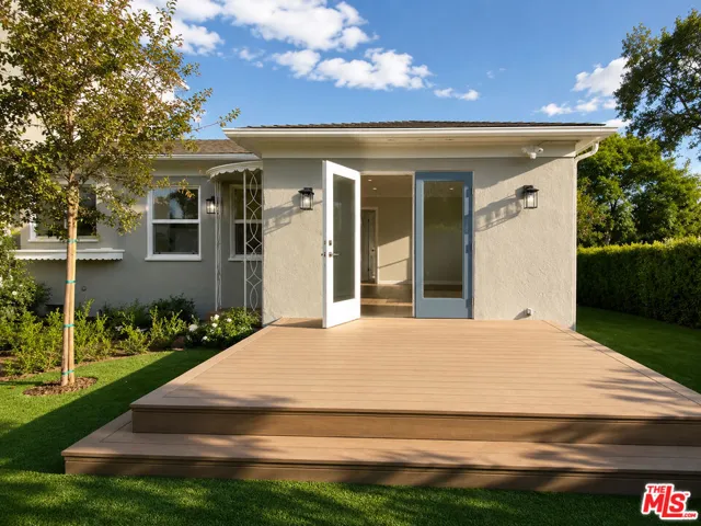 1704 Washington Avenue, Santa Monica, California 90403