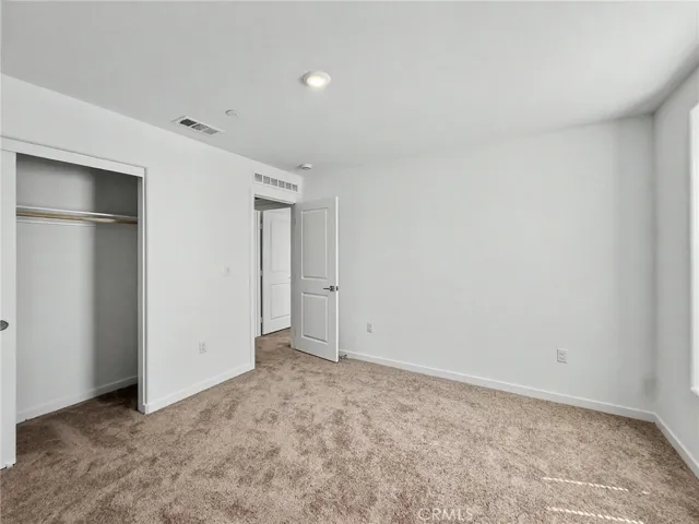 1366 Thunderbolt Lane, Rialto, California 92376