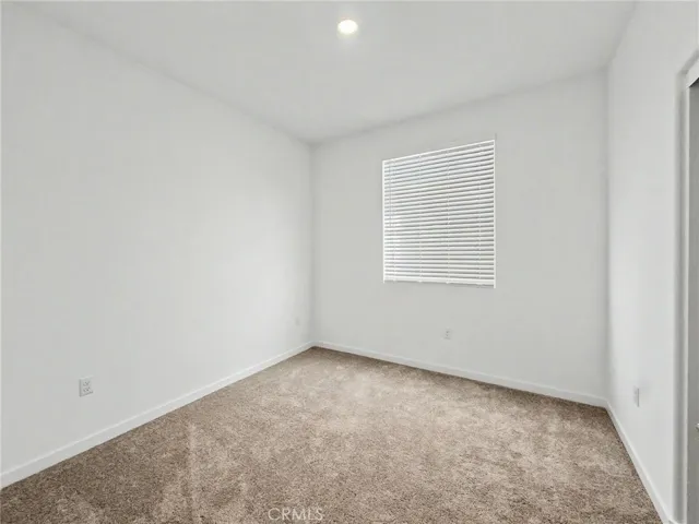 downstair bedroom