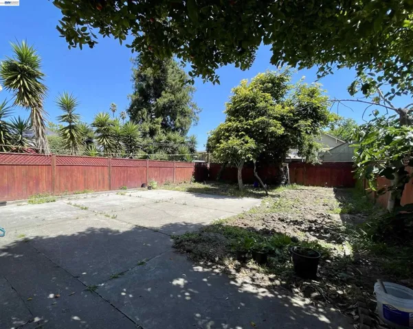 2517 Webb Ave, Alameda, California 94501