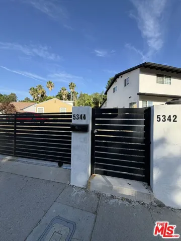 5342 Don Pio Drive, Los Angeles, California 91364