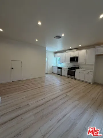 5342 Don Pio Drive, Los Angeles, California 91364