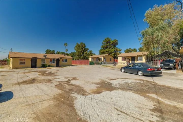 233 9th, San Bernardino, California 92410