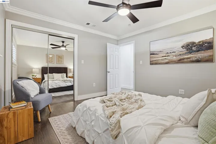 3910 Oak Hill Rd, Oakland, California 94605