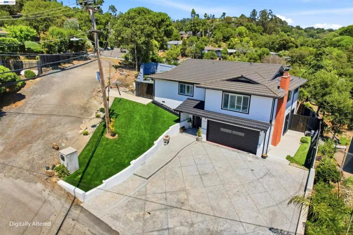 3910 Oak Hill Rd, Oakland, California 94605