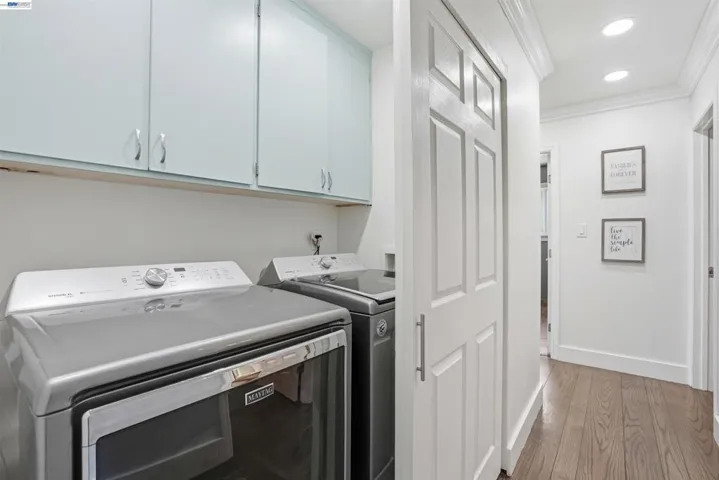 3910 Oak Hill Rd, Oakland, California 94605