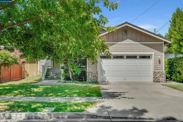 3190 Castro St, Martinez, California 94553-3222