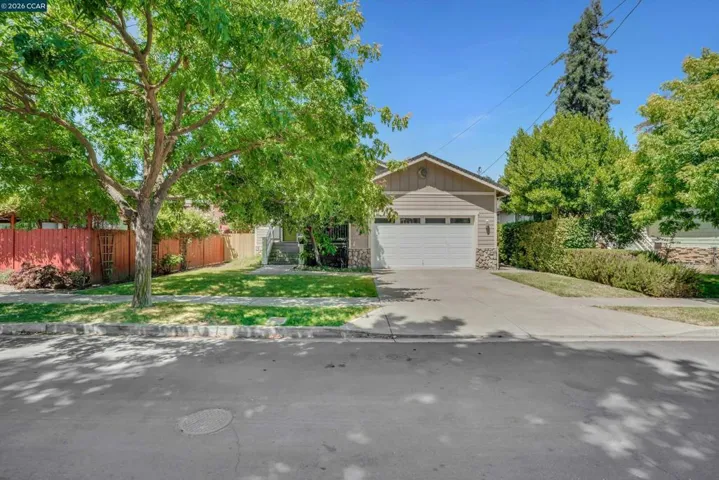 3190 Castro St, Martinez, California 94553-3222