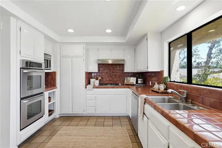 20 Peartree, Palos Verdes Peninsula, California 90274