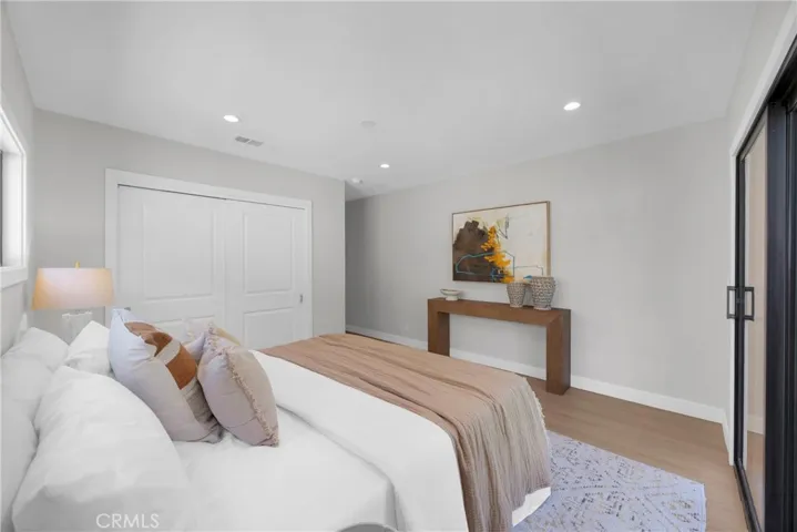 6053 Atoll Avenue, Valley Village, California 91401