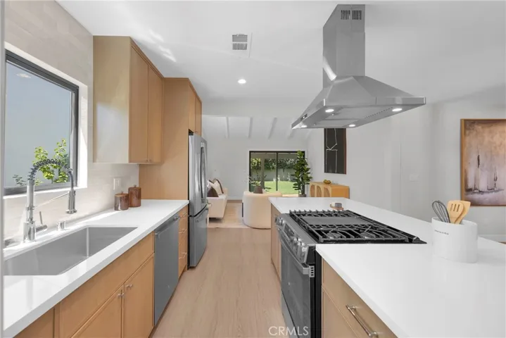 6053 Atoll Avenue, Valley Village, California 91401