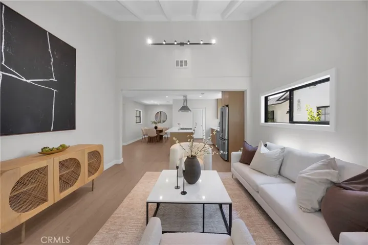 6053 Atoll Avenue, Valley Village, California 91401