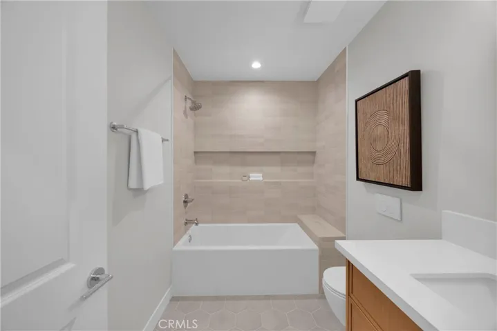 6053 Atoll Avenue, Valley Village, California 91401