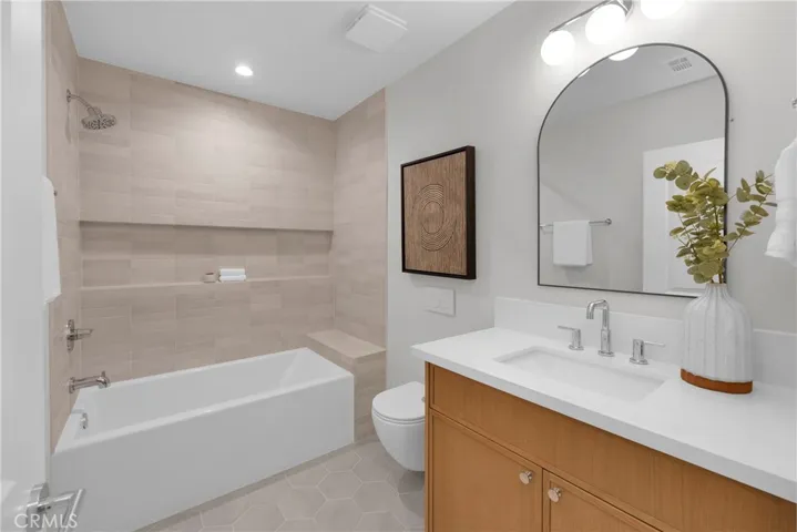 6053 Atoll Avenue, Valley Village, California 91401