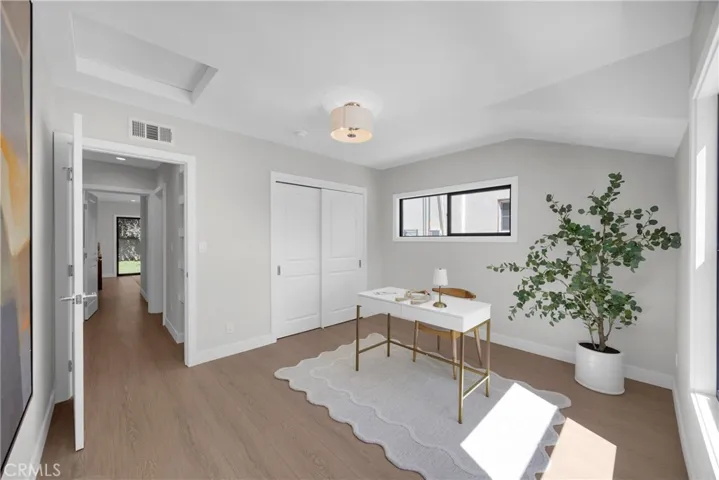 6053 Atoll Avenue, Valley Village, California 91401