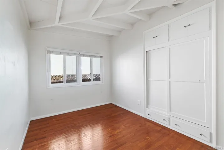 2127 2131 1/2 Felspar, San Diego, California 92109