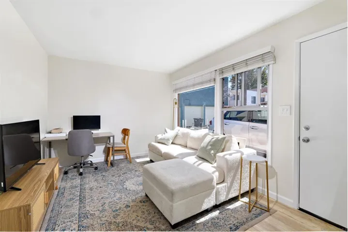 2127 2131 1/2 Felspar, San Diego, California 92109