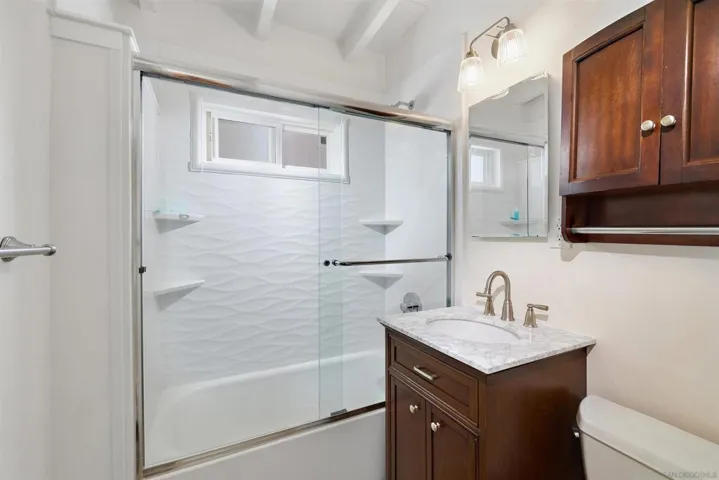 2127 2131 1/2 Felspar, San Diego, California 92109