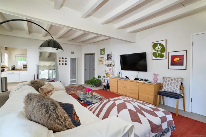 2127 2131 1/2 Felspar, San Diego, California 92109