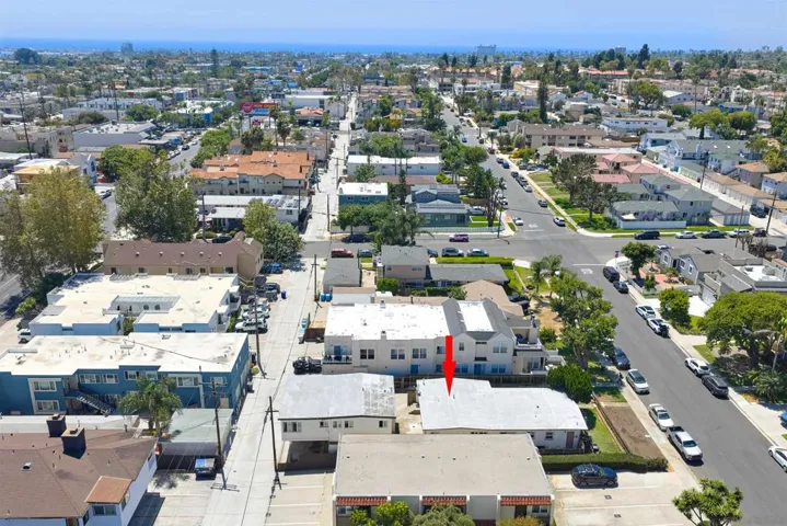 2127 2131 1/2 Felspar, San Diego, California 92109