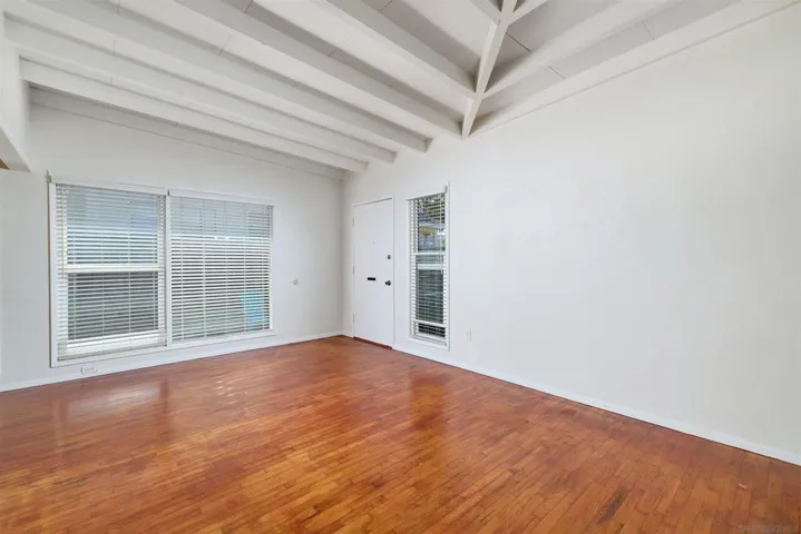 2127 2131 1/2 Felspar, San Diego, California 92109
