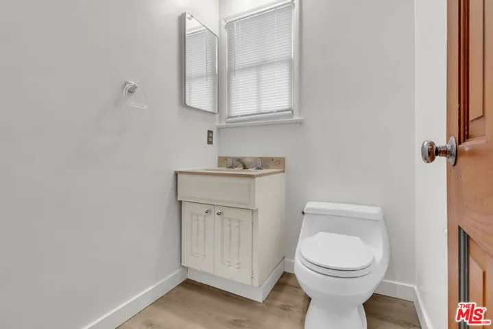 9322 Lasaine Avenue, Los Angeles, California 91325