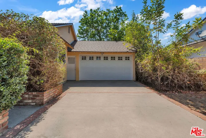 9322 Lasaine Avenue, Los Angeles, California 91325