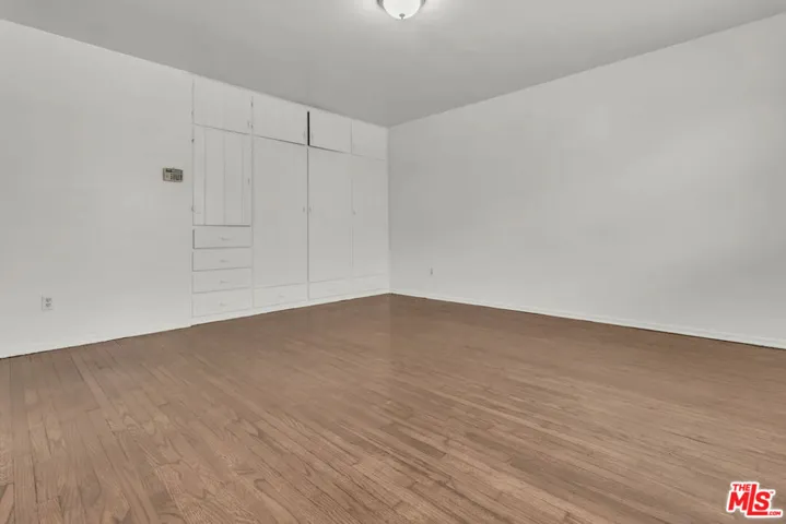 9322 Lasaine Avenue, Los Angeles, California 91325